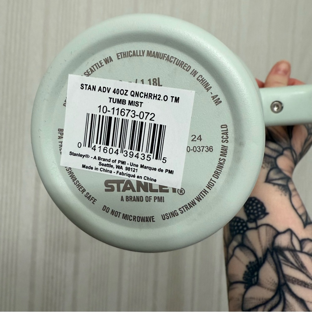 NIB🔥 STANLEY THE QUENCHER H2.0 FLOWSTATE™ TUMBLER | 40 OZ in MIST - Picture 5 of 8